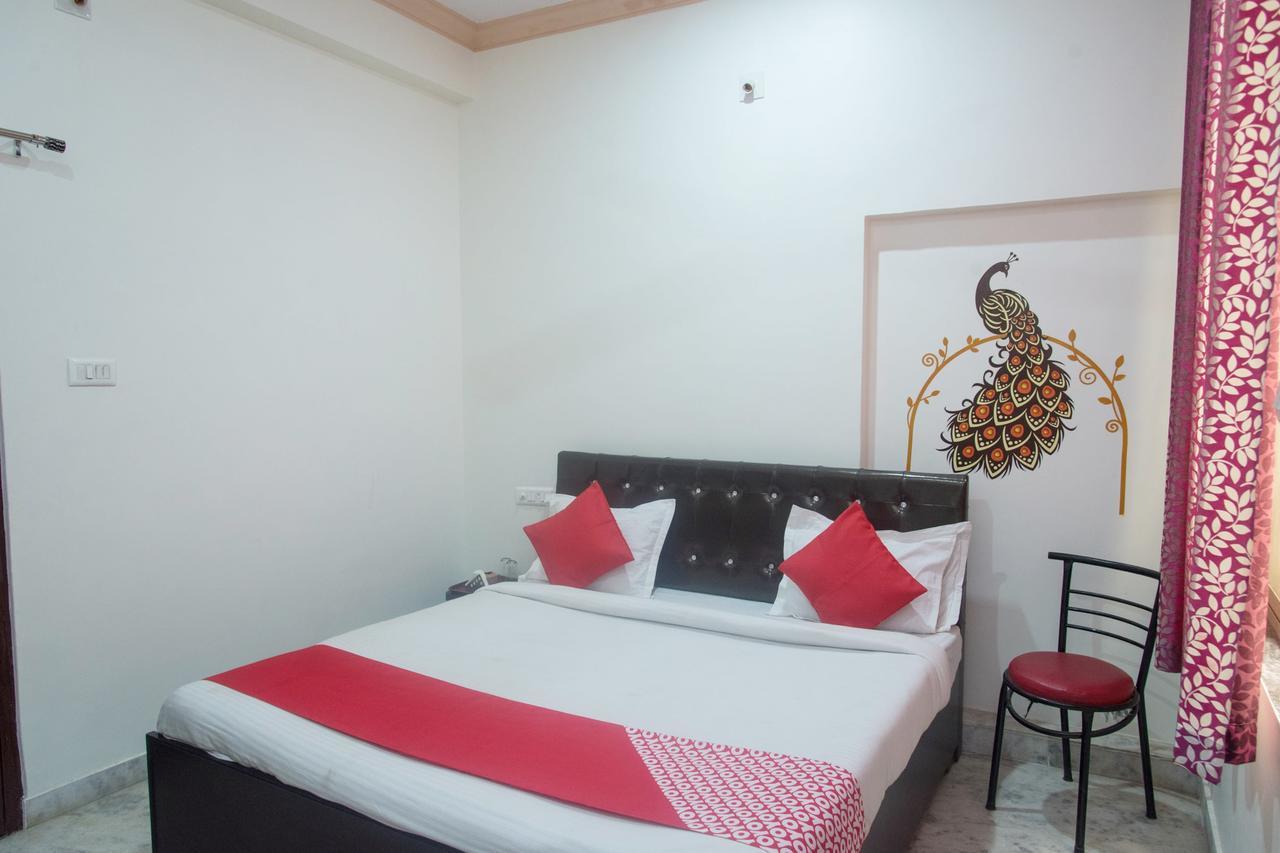 Oyo 11743 Hotel Shree Krishna Udaipur Bagian luar foto