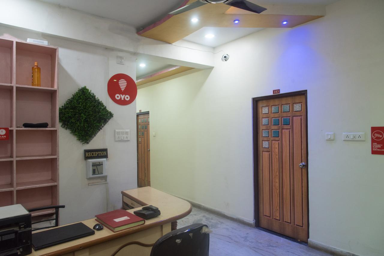 Oyo 11743 Hotel Shree Krishna Udaipur Bagian luar foto